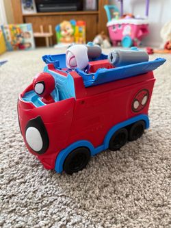 Spidey and His Amazing Friends Team Truck Playset