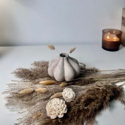 Minimalist rustic hand-painted flower shape small Bud vase 7“ tall- Beige wash