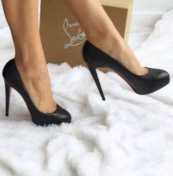Cristian Loubouton Black size 40 /9US