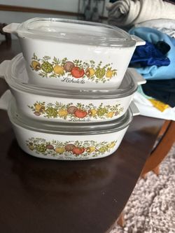 3 Glass Containers 
