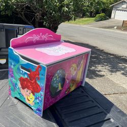 Child Kid Children Little Mermaid Ariel Disney Toy Shoe Box Shoe Bench Time-Out Bench  Like New 