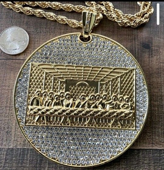 Jumbo Last Supper Pendant with Rope Chai