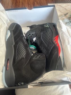 Air Jordan 5 Retro “Halloween”