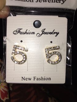 Fashion earrings