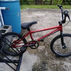 Free Agent Maverick Bike 20"