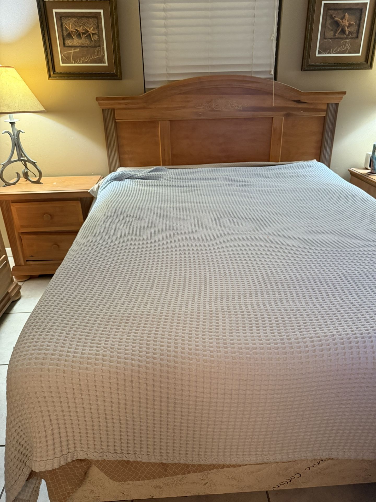 Queen Bedroom Set 