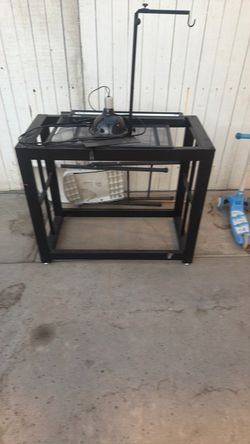 Reptile stand and lights