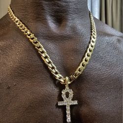 I Deliver I Ship 14k Gold Plated Chain And Pendant