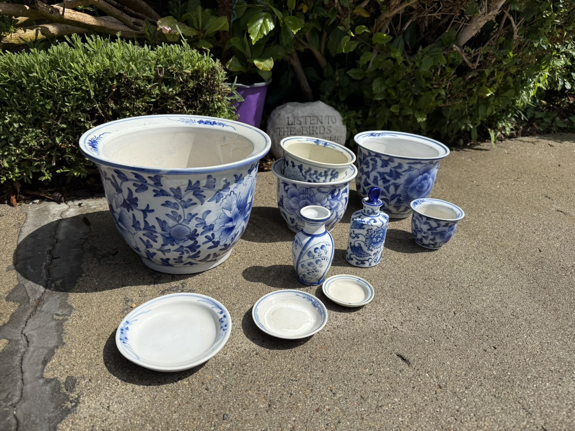 Antique Chinese Blue White Jardinere Set