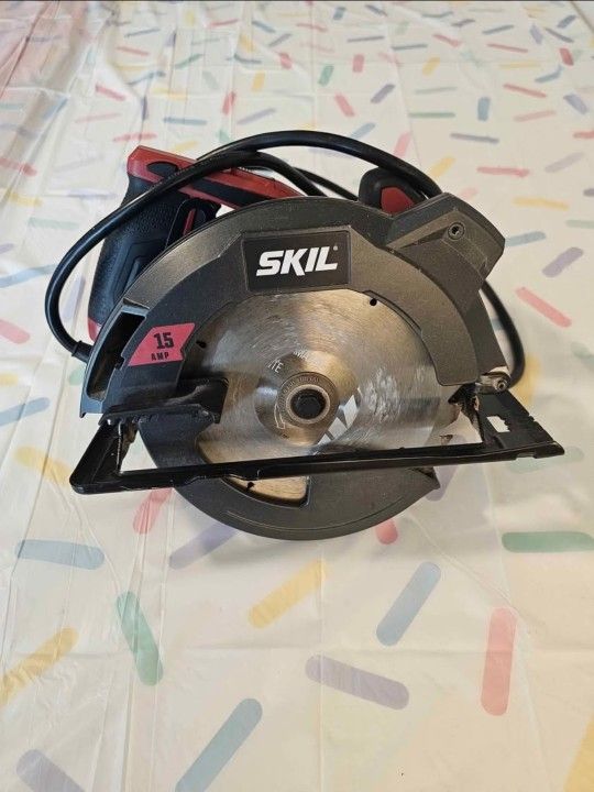 SKIL Circular Saw – 15 Amp