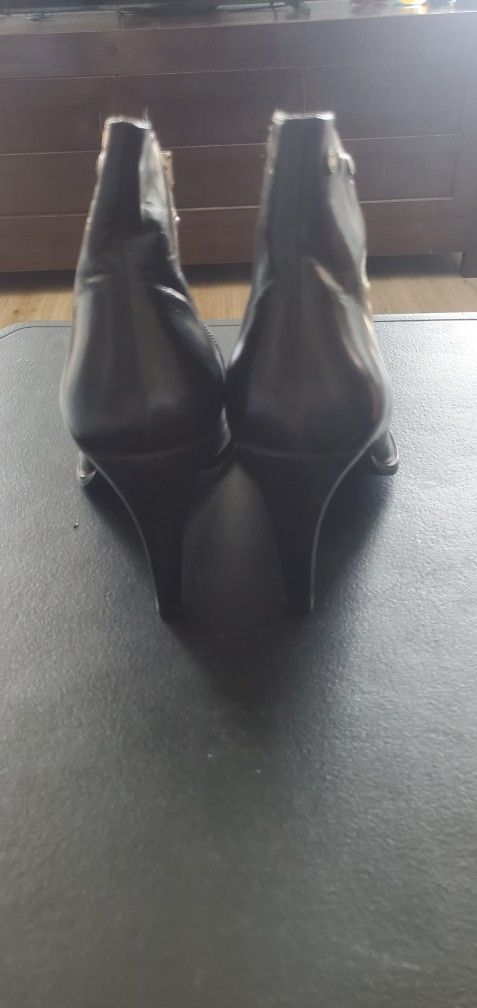Aldo Leather Boots Size 9