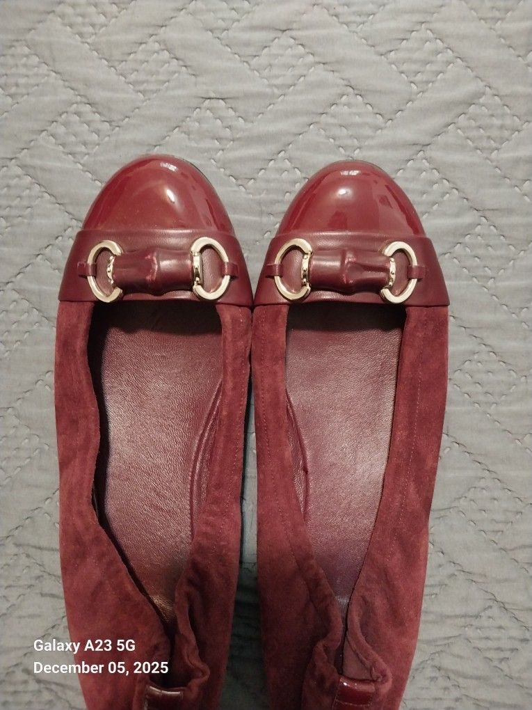 Women's Gucci Flats