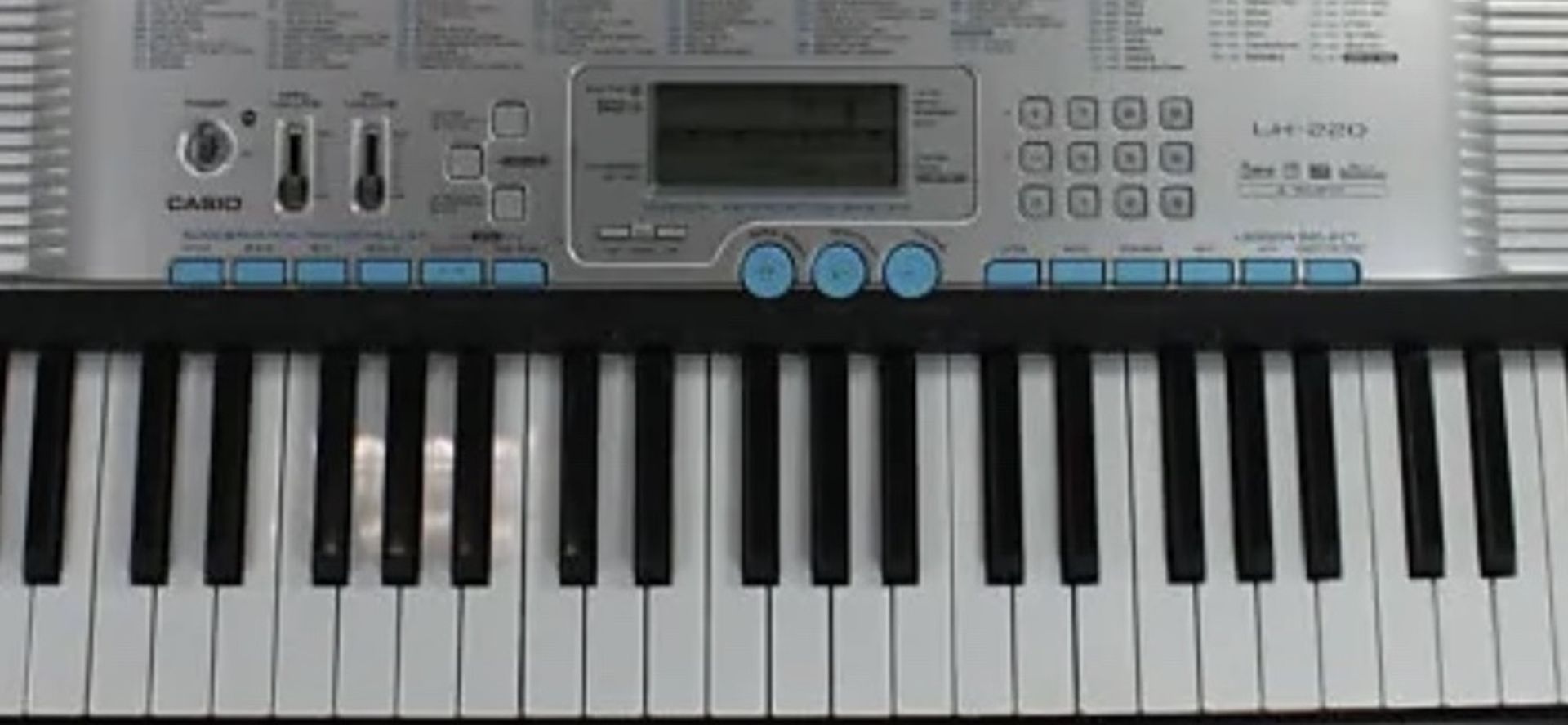 $125.00 Casio LK-220 Includes Delivery