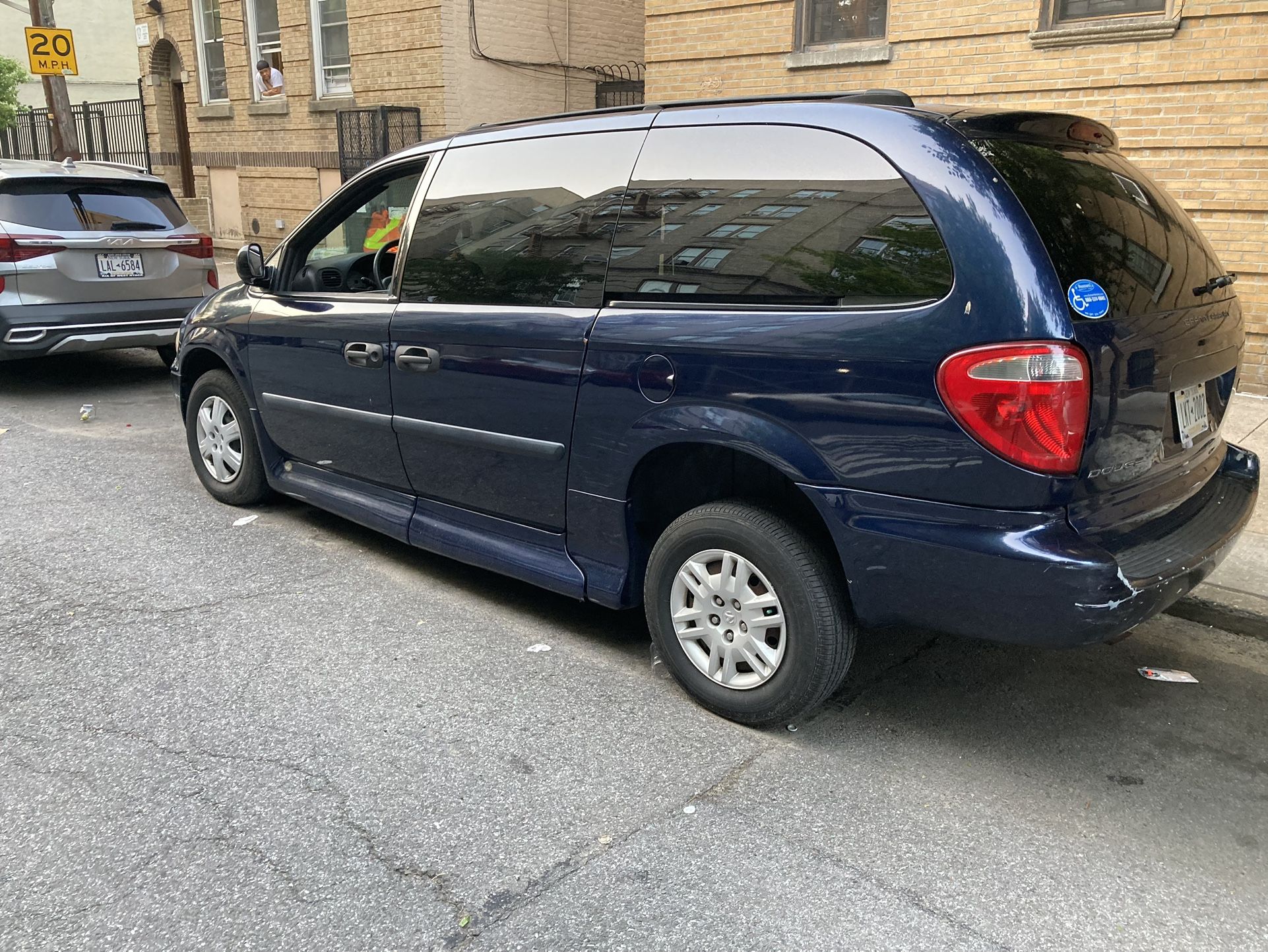 2005 Dodge Caravan