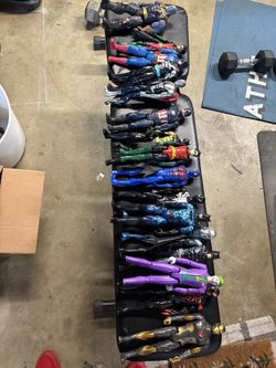 12 Marvel And DC action Figures 