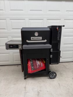 Masterbuilt Charcoal Grill Smoker with Digital Controller