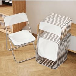 Set Of 12 Folding Chairs For Hosting