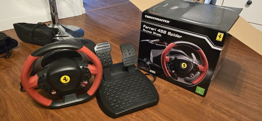 Thrustmaster Ferrari 458 Spider Racing Wheel