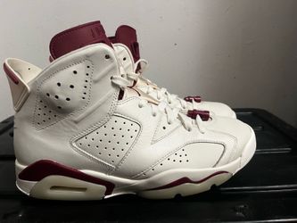 Jordan 6 maroons size 9