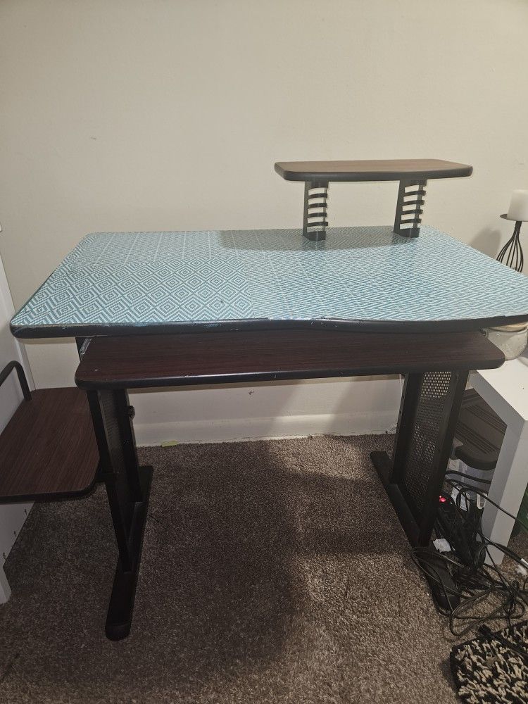 Office Desk