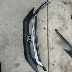 2018 Honda Civic Grill Parts