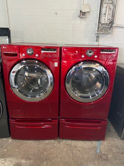 🌟 LG Washer & Dryer Set with Pedestals 🌟