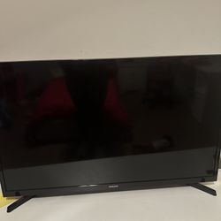 Samsung Electronics UN32J4001 32" Class 720p HD LED TV 