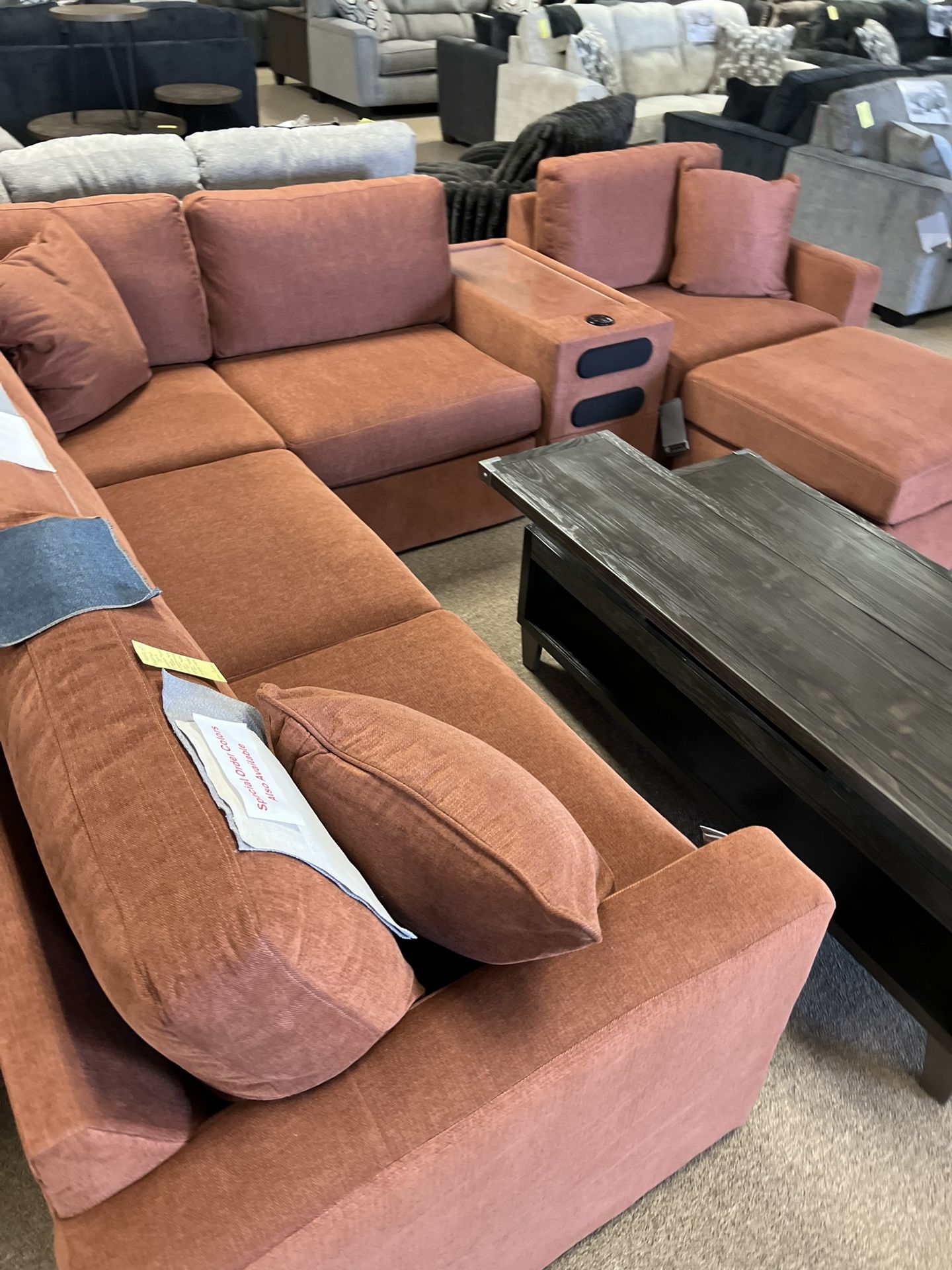 SPEAKER CHAISE SECTIONAL!