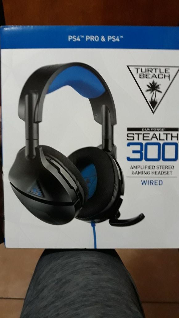 PS4 headset Turtle Beach stealth 300