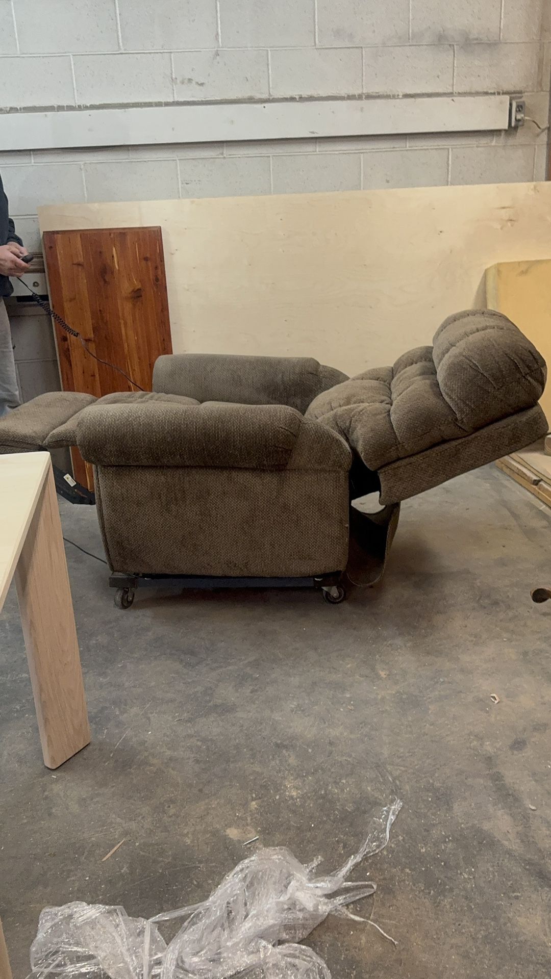 Lift recliner 