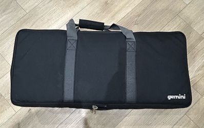 Gemini 2 CDJ-15X and MX 01 Music Mixer with Carry Bag Entry Level DJ Package ( NEGOTIABLE )