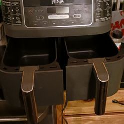 Ninja Cooker And Fryer