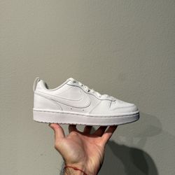 Nike Court Low 2 (GS) Size 6.5Y / Women’s Size 8 - NEW