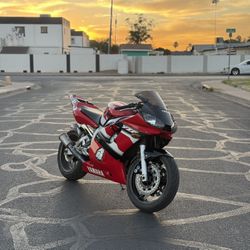 2001 Yamaha R6