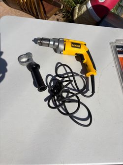 DEWALT 7.8 Amp Corded 1/2 in. Variable Speed Reversing Drill