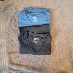 Men's V-Neck T-shirt Apt.9 (Large)