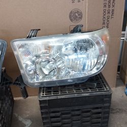 Tundra Headlights Oem