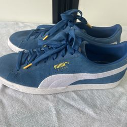 Men’s Size 12 Puma Suede Classic (blue & white)