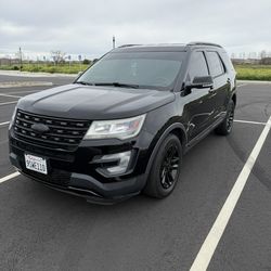 2016 Ford Explorer