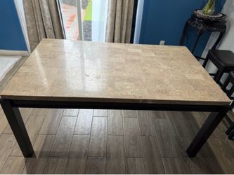 Dining Room Table 6 people