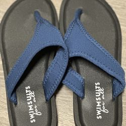 New Woman’s WIDE BAND FLIP FLOPS, Navy, Size 9