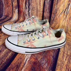 Converse All Star Women’s Shoes Size 6.5