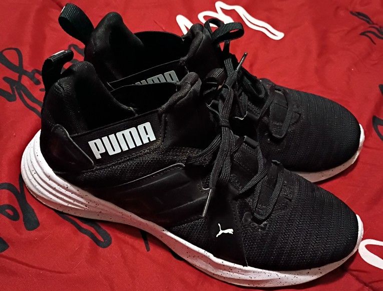Women's Pumas