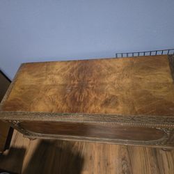 Cedar Chest - Roos Chest