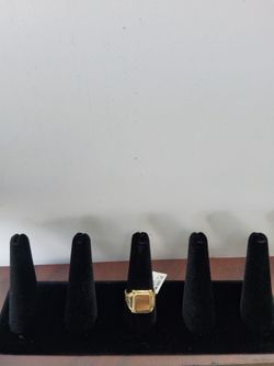 Gold ring