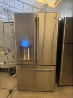 GE REFRIGERATOR