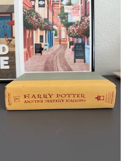 Harry Potter and the Deathly Hallows (hardcover)