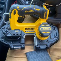 Dewalt 12V Brushless Xtreme Compact Bandsaw