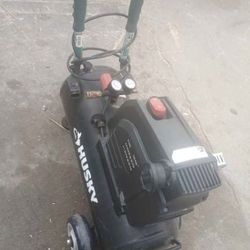 Husky 8 Gallon Air Compressor