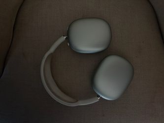 airpod maxes